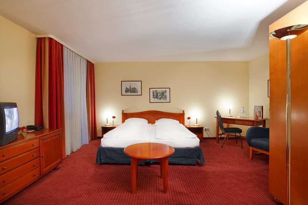 Invite Hotel An Der Kaiserburg Nuremberg Room photo